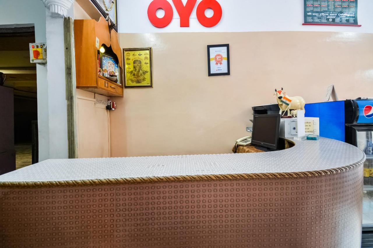 Oyo 46152 Hotel Neelam Karnāl Buitenkant foto