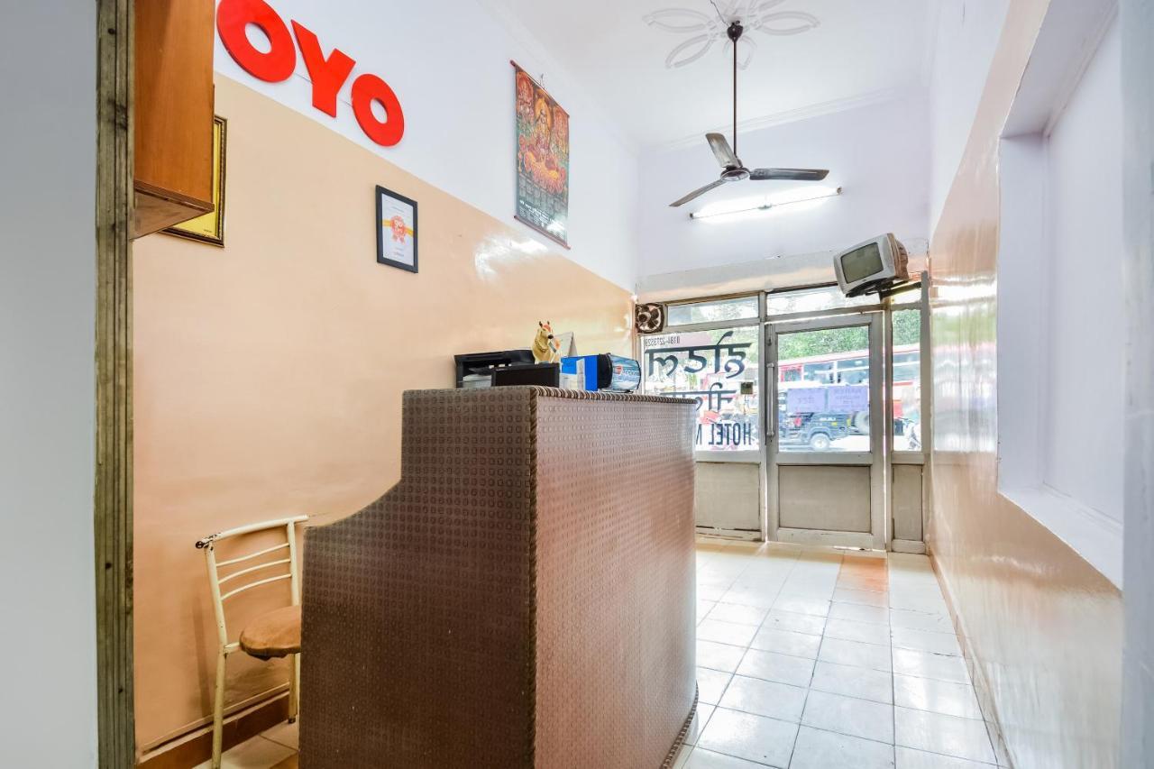 Oyo 46152 Hotel Neelam Karnāl Buitenkant foto